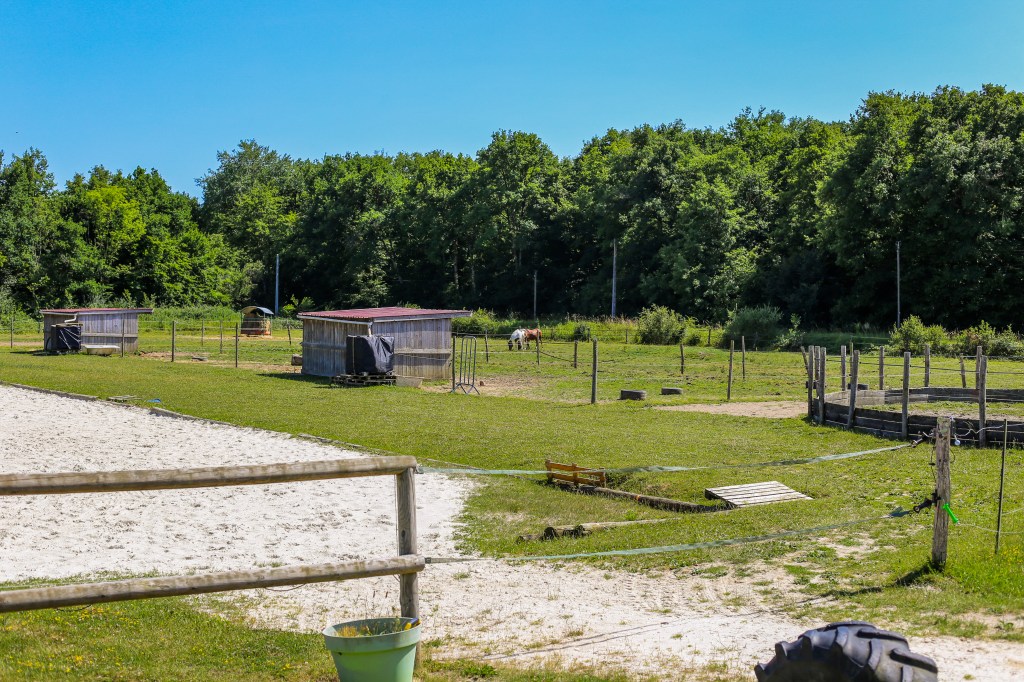 Abris Ecurie du rondeau