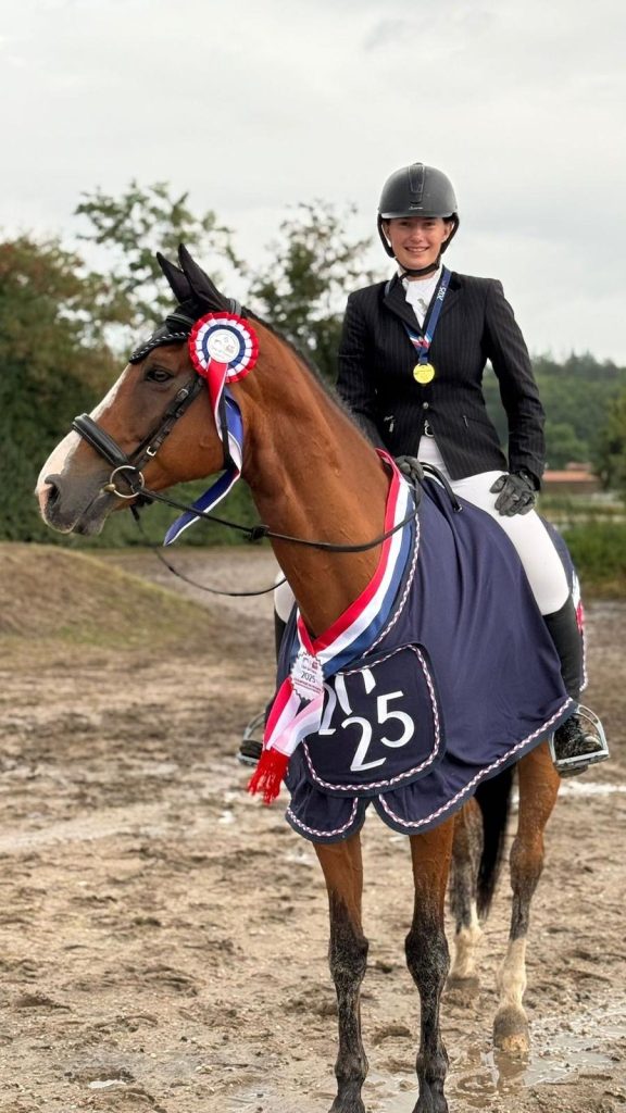 Marie Laure & Up and Easy D'Orchis